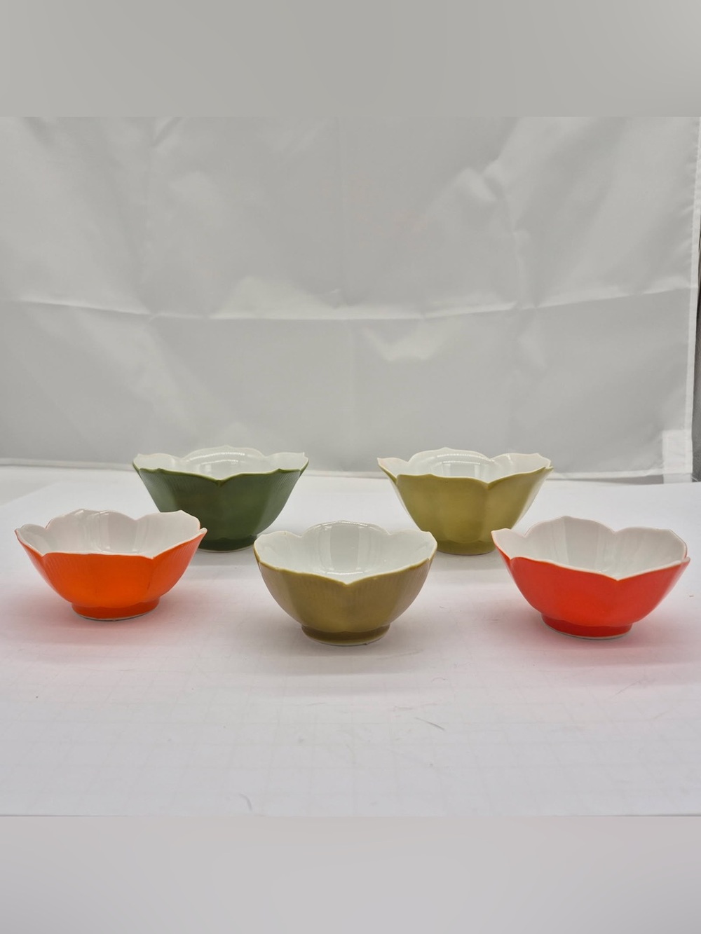 Japanese Set of 5 Lotus Flower Shape Ceramic Bowls some Marked "Japan"